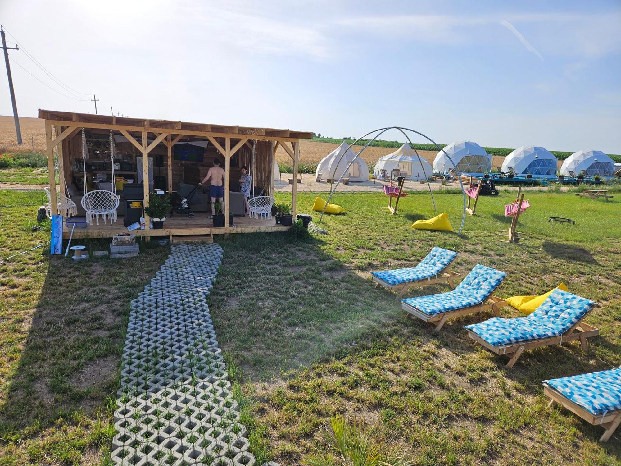 Mar A Lago Glamping23 Douăzeci şi Trei August المظهر الخارجي الصورة