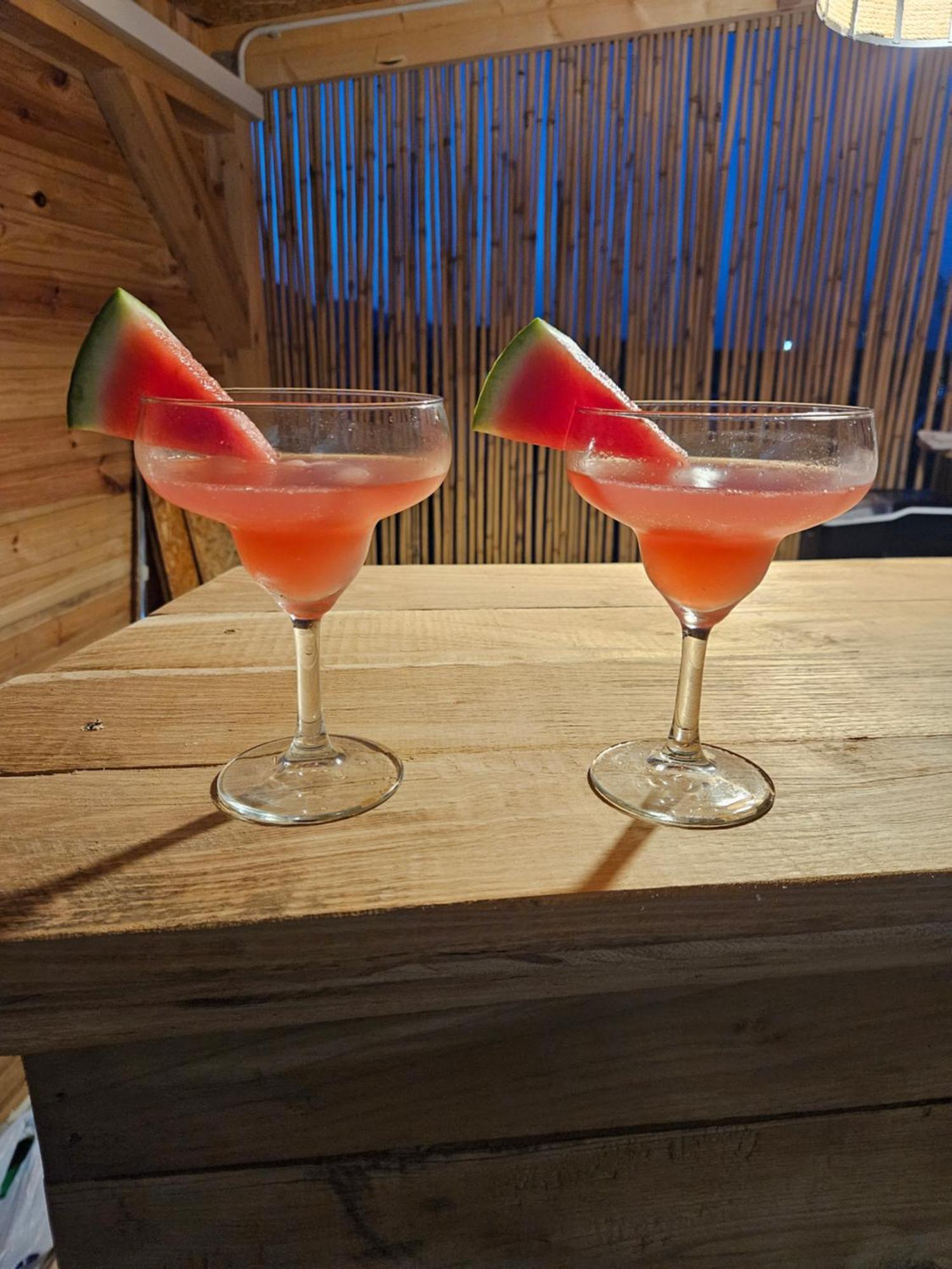 Mar A Lago Glamping23 Douăzeci şi Trei August المظهر الخارجي الصورة