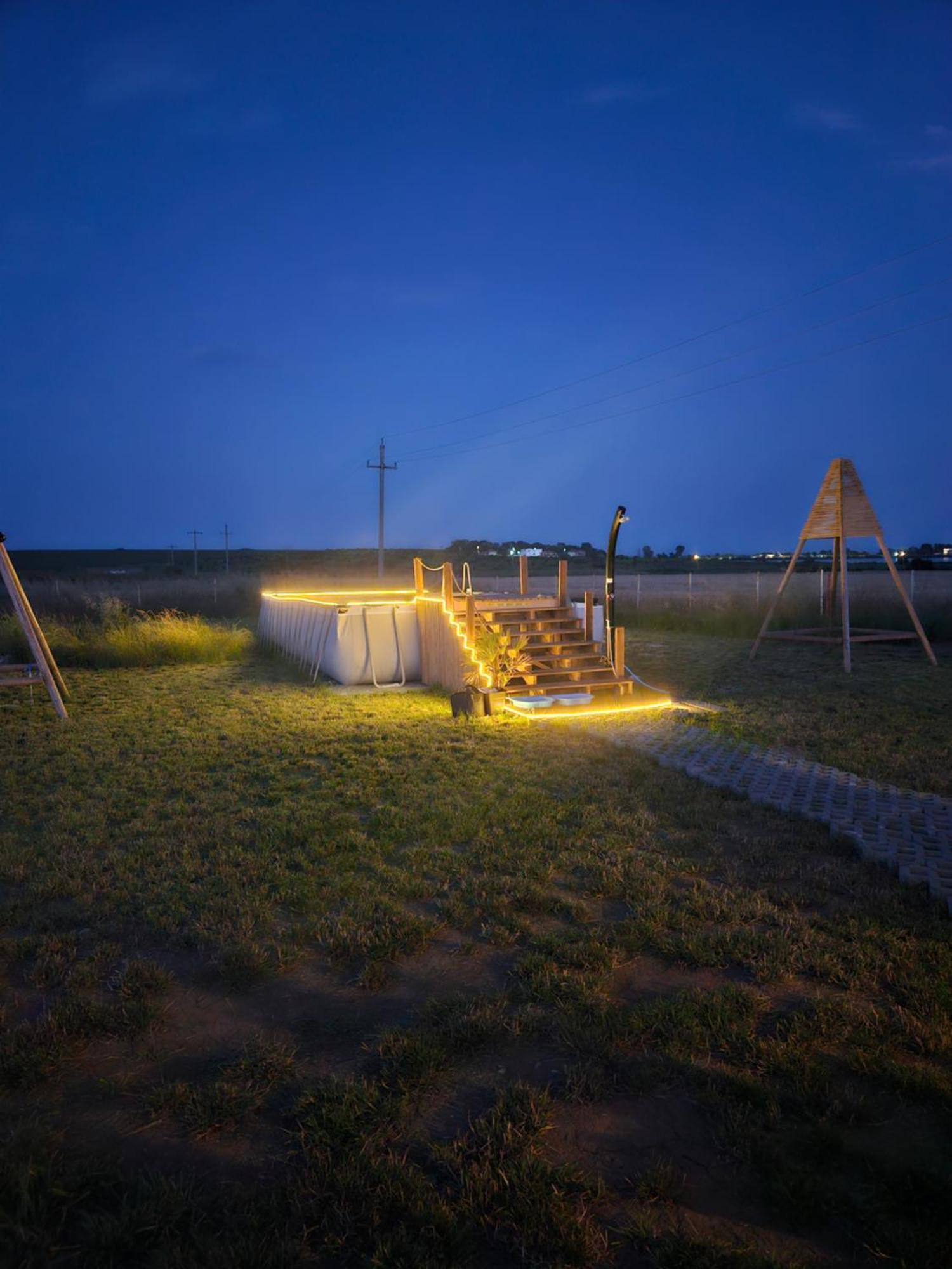 Mar A Lago Glamping23 Douăzeci şi Trei August المظهر الخارجي الصورة