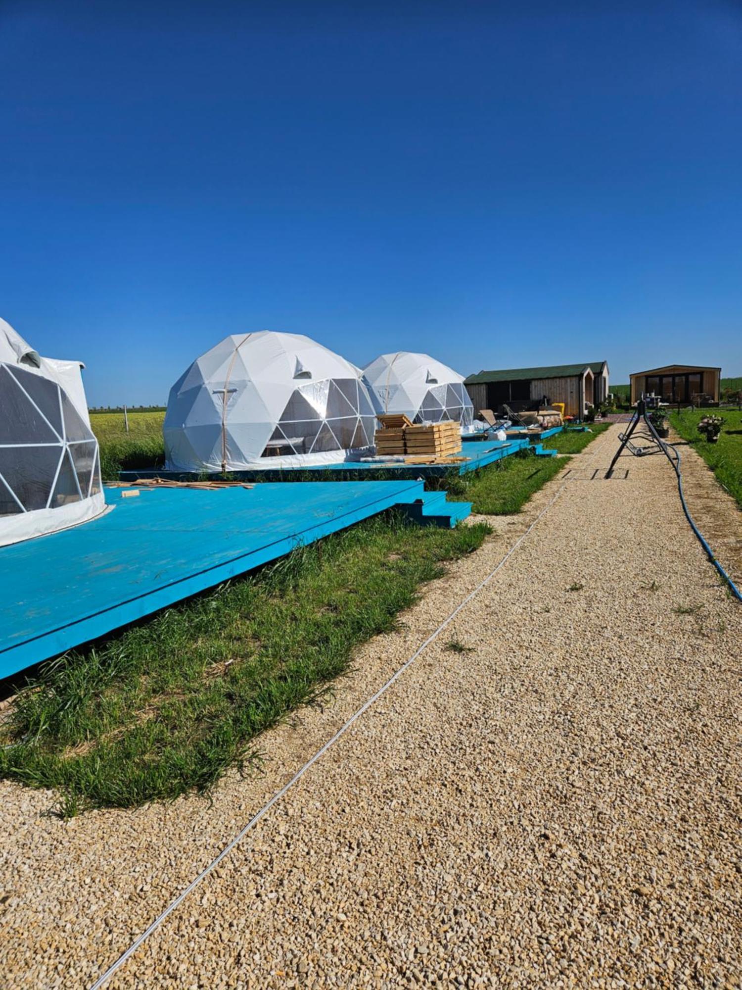 Mar A Lago Glamping23 Douăzeci şi Trei August المظهر الخارجي الصورة